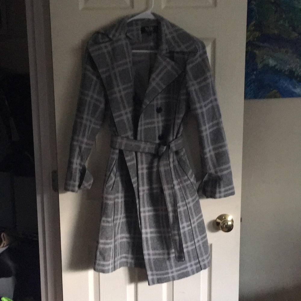 XinNi Grey Plaid Belted Peacoat Size M